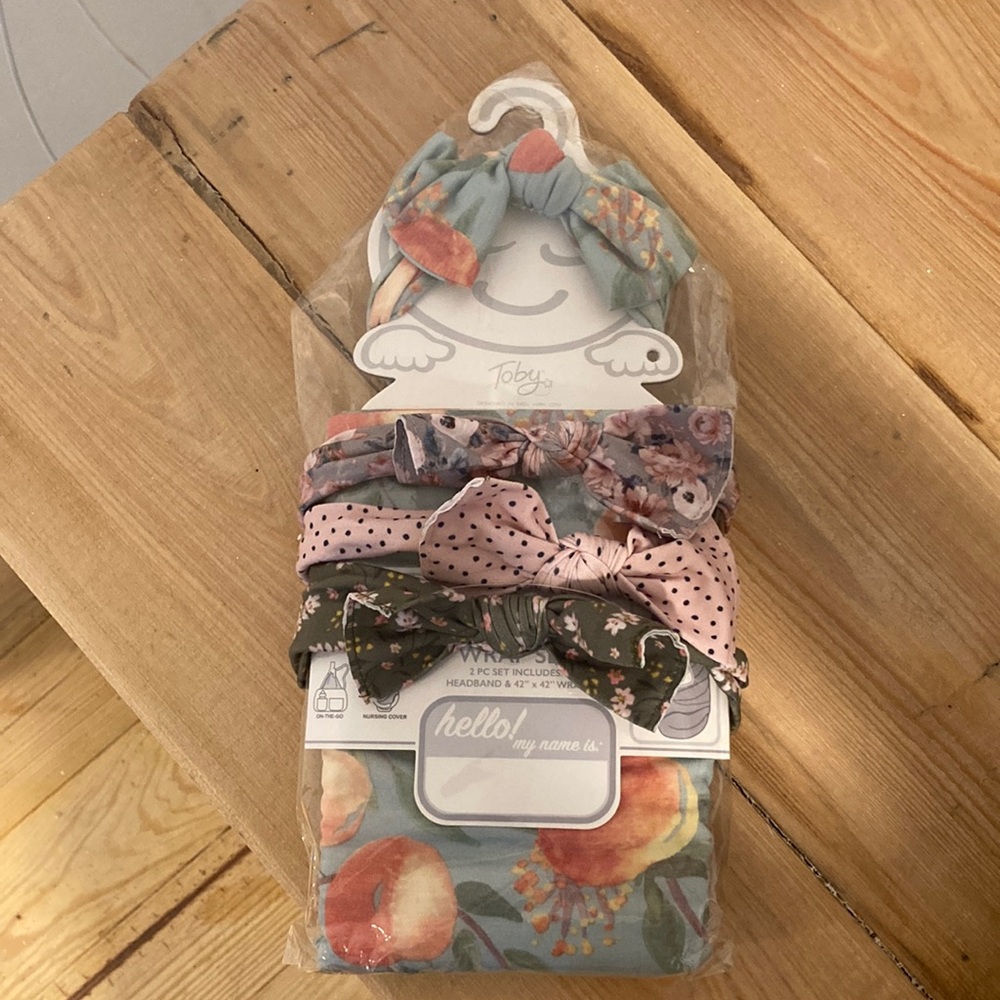 Baby wrap and head band set plus free three headbands I’ve included